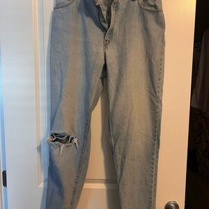 Levi's Light Blue 550 Tapered Jeans 16M